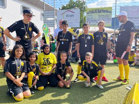 Sie waren in Köppern am Ball